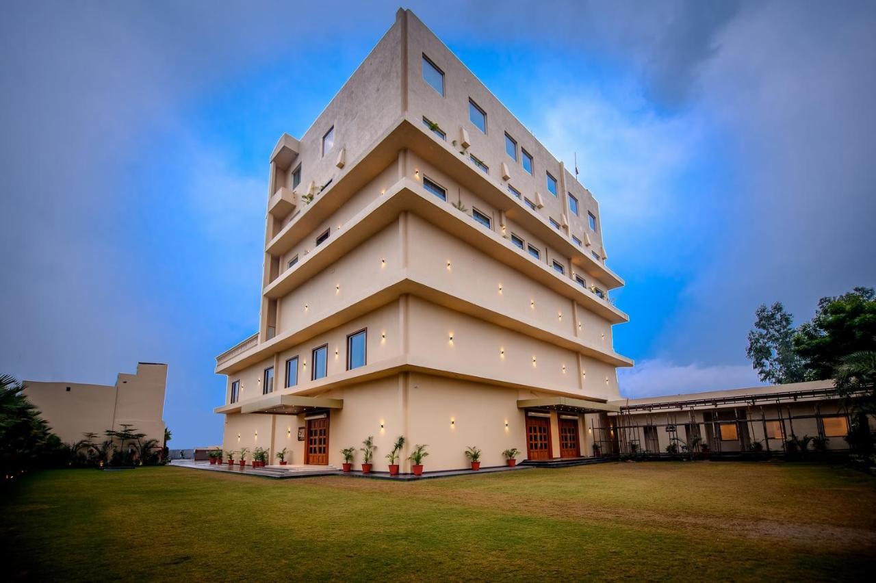 Best Western Kapurthala Exterior photo